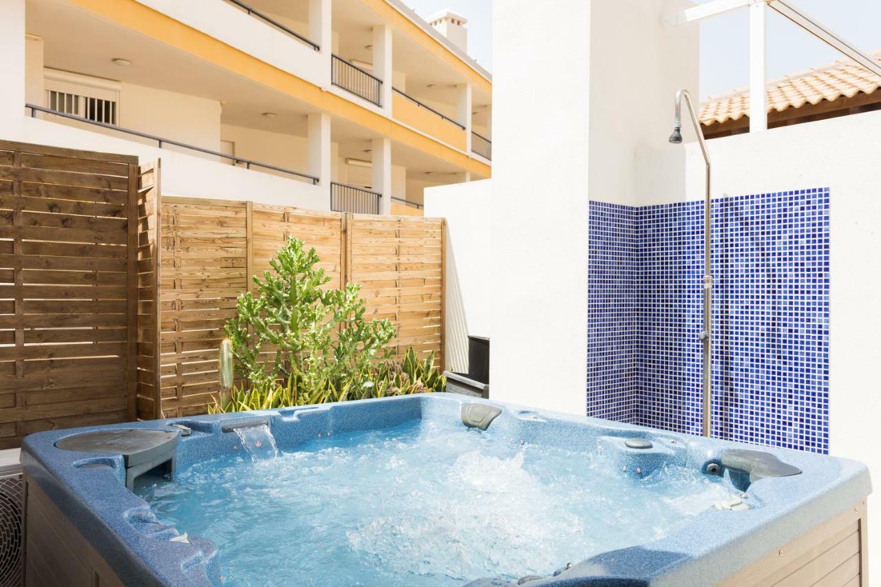 לוס כריסטיאנוס Hemeras Boutique Homes - Luxury Villa Near The Sea In Los Cristianos מראה חיצוני תמונה