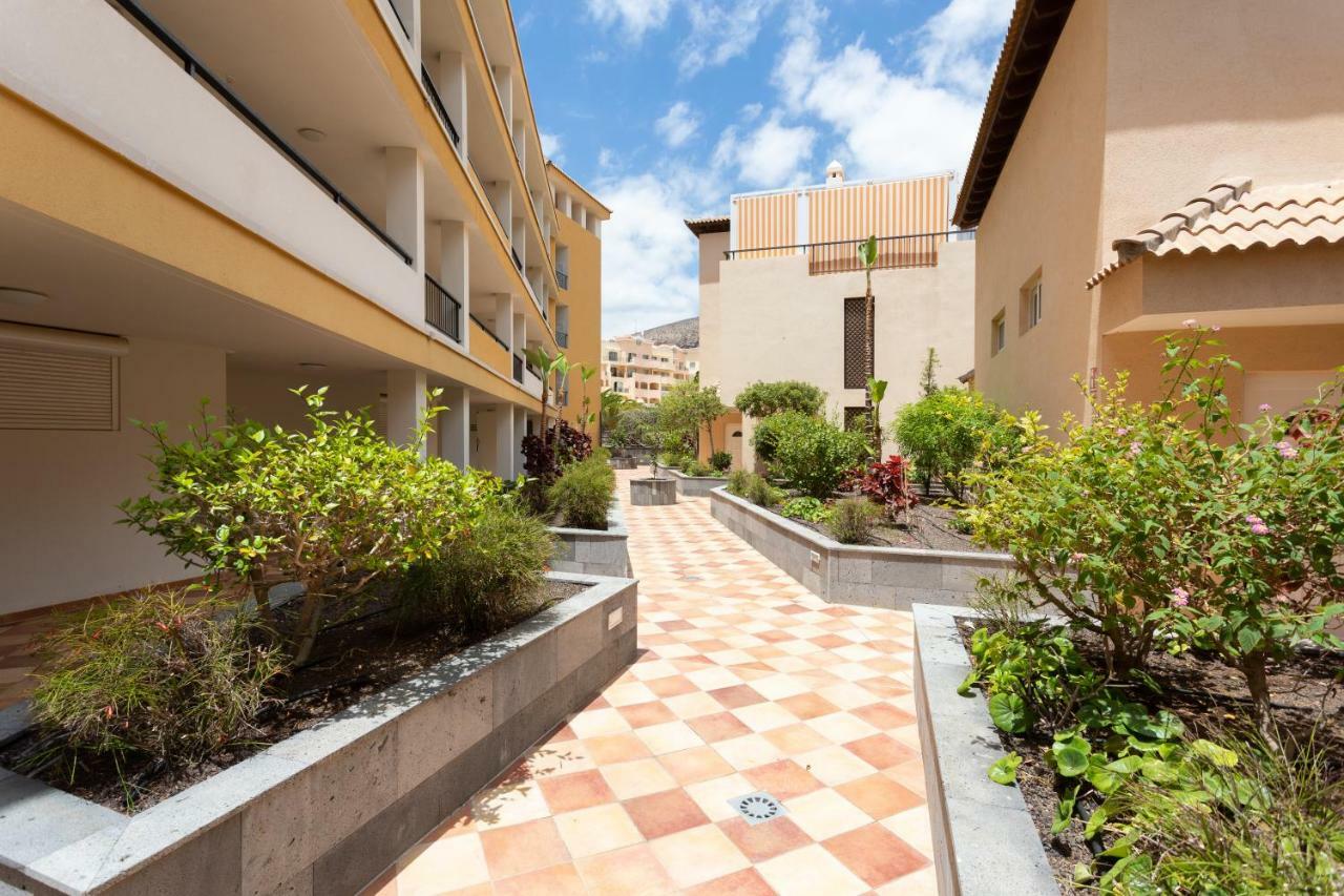 לוס כריסטיאנוס Hemeras Boutique Homes - Luxury Villa Near The Sea In Los Cristianos מראה חיצוני תמונה